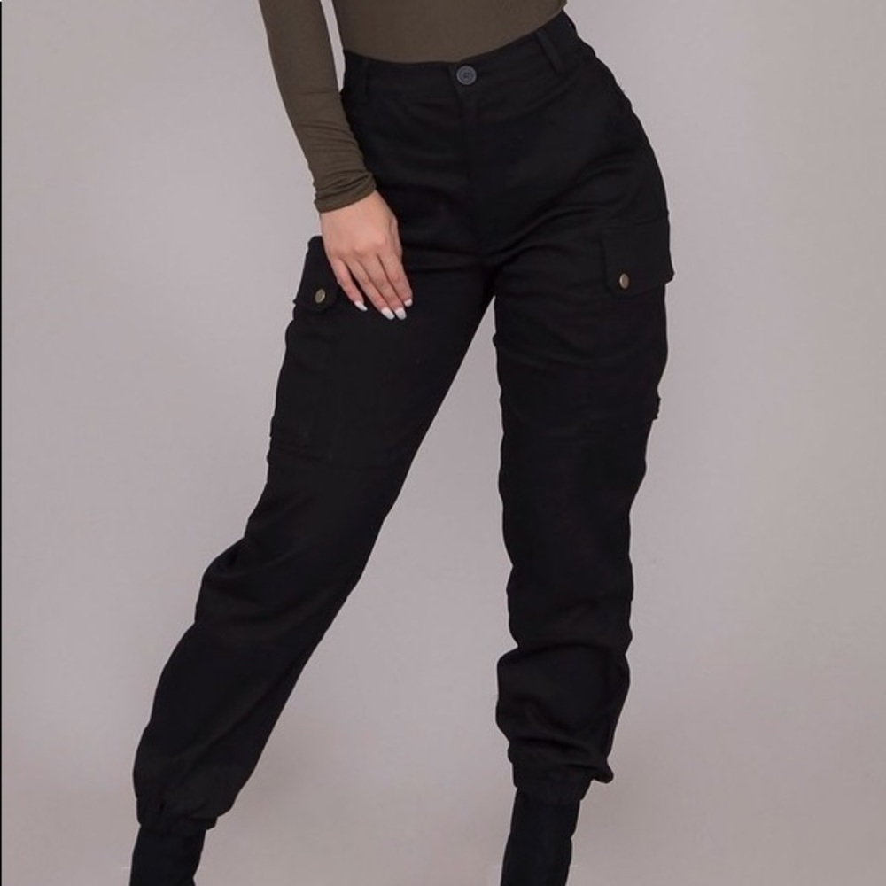 NWT Black Cargo Pants